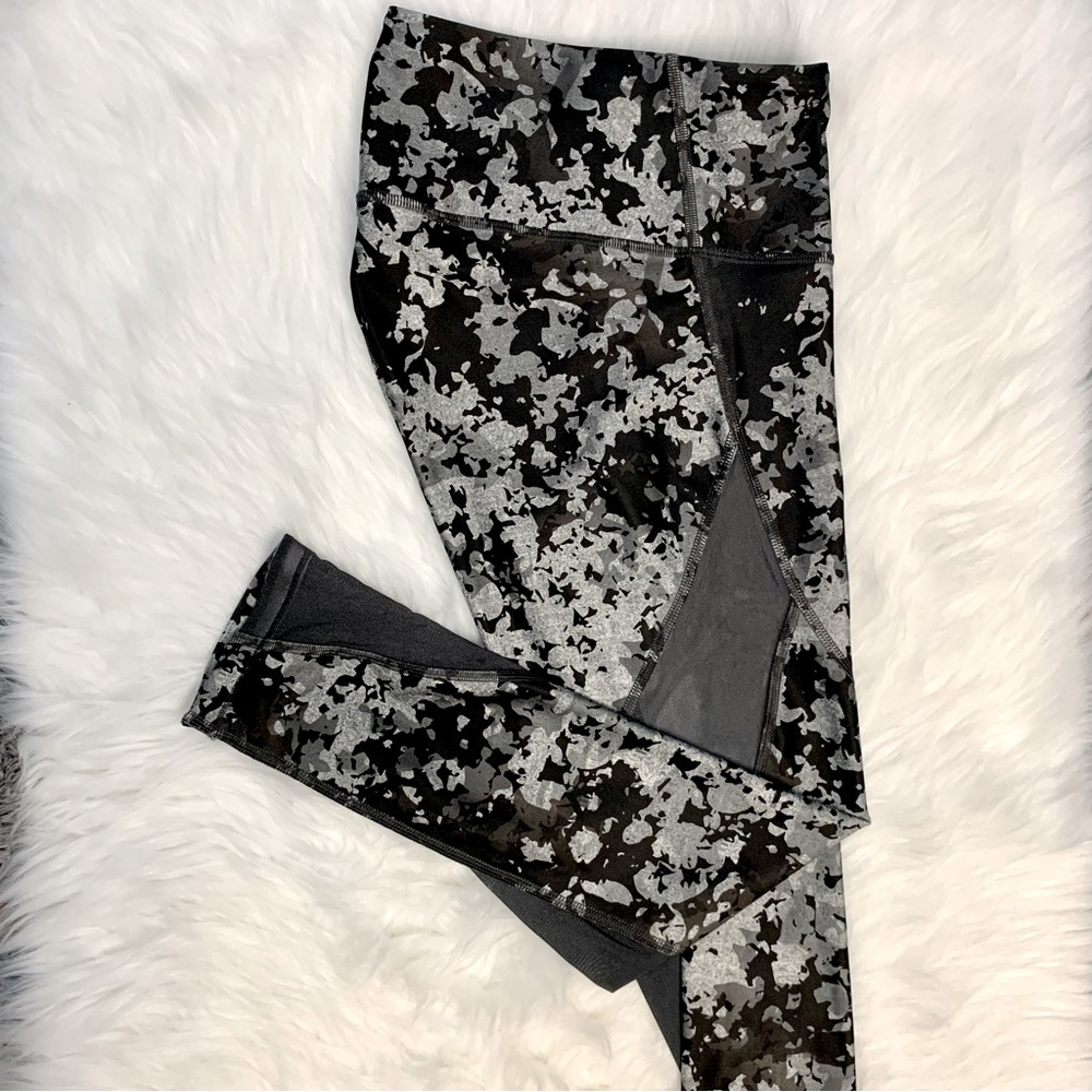 Under Armour Compression Leggings Sz Large